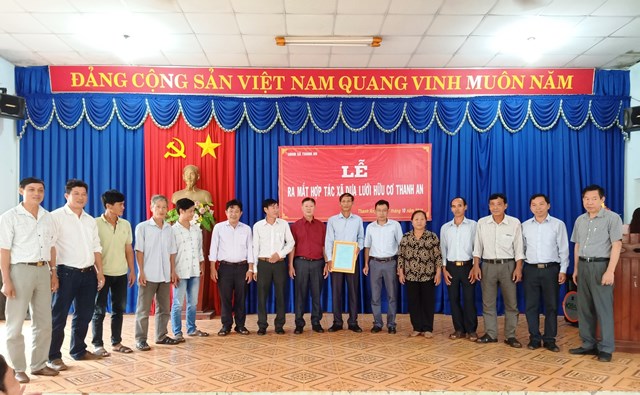 Ra mắt Hợp tác xã Dưa lưới hữu cơ Hi88 Team.